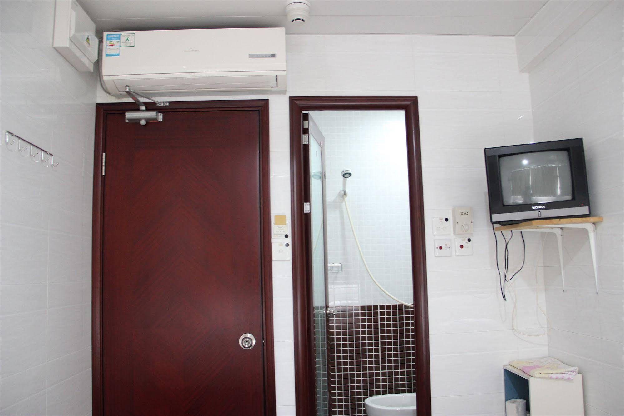 Pay-Less Guesthouse Гонконг Экстерьер фото